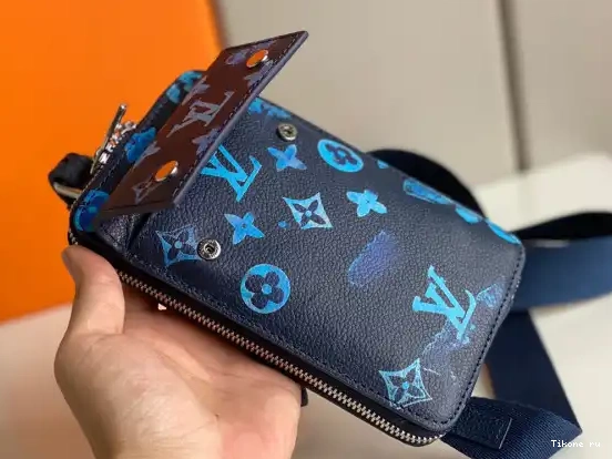 Affordable VUITTON POUCH LOUIS PHONE 0615